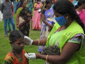 COVID-19 mask fitting in India